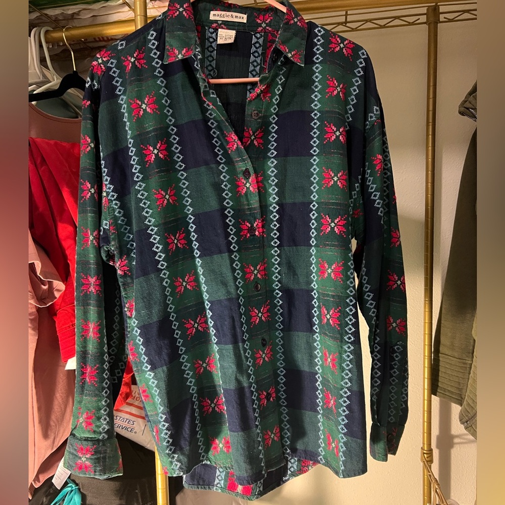 Vintage Maggie and max button down blouse size M